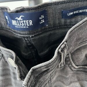 Hollister women  Dark Gray Relaxed Jeans